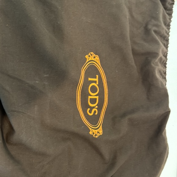 Tod’s white and grey tote handbag. - Picture 12 of 13